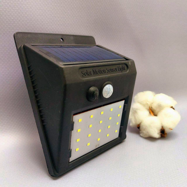Светодиодный уличный светильник на солнечных батареях 20 LED solar powered led wall light 5W с датчиком движения (2 режима работы)